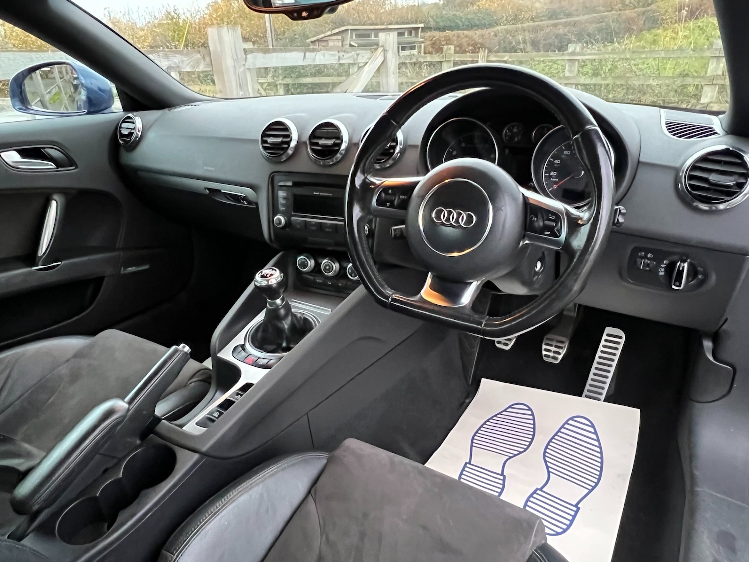 Used Audi TT 2011 for sale - 76541662: Photo 4