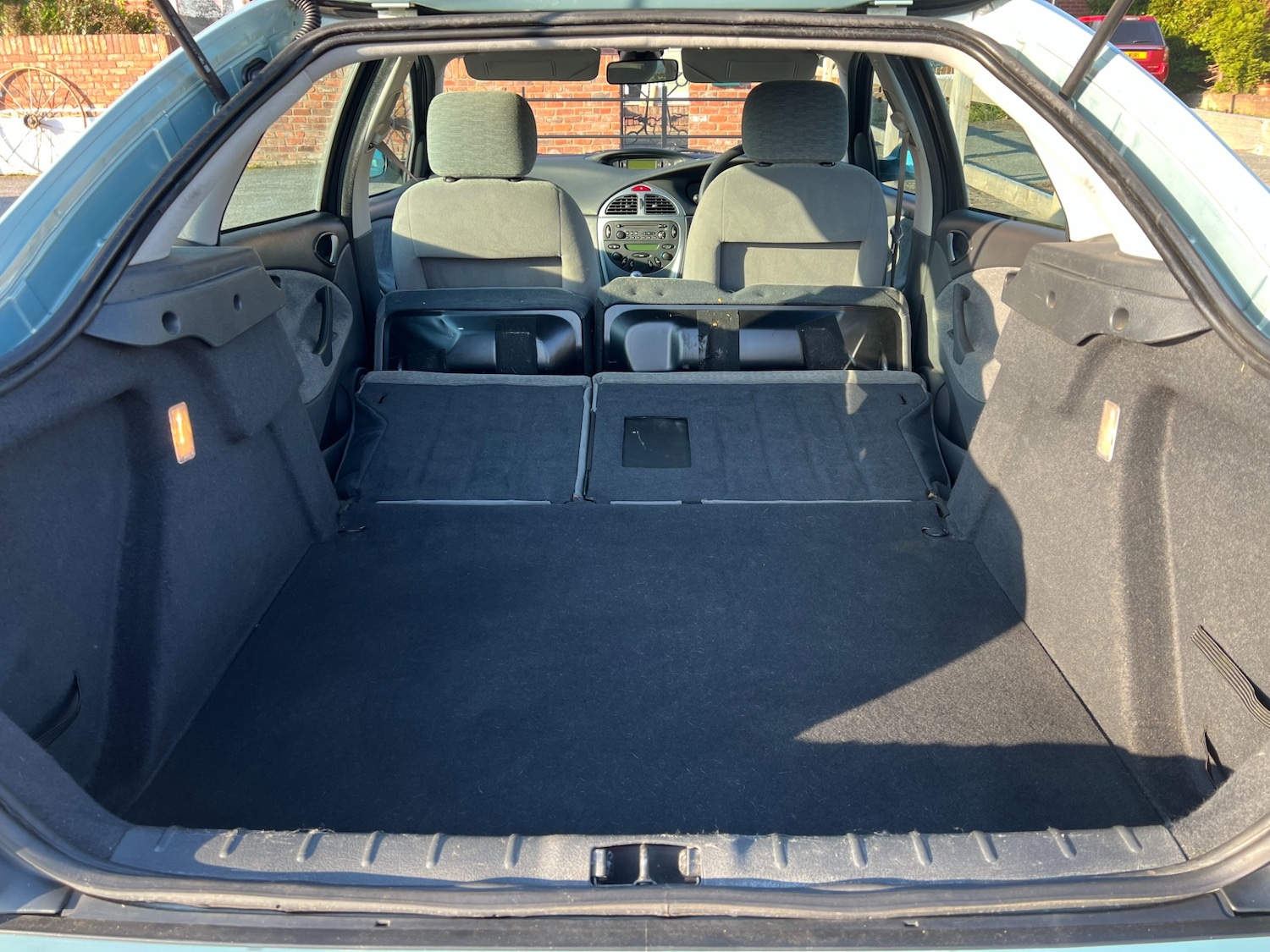 Vehicle 27