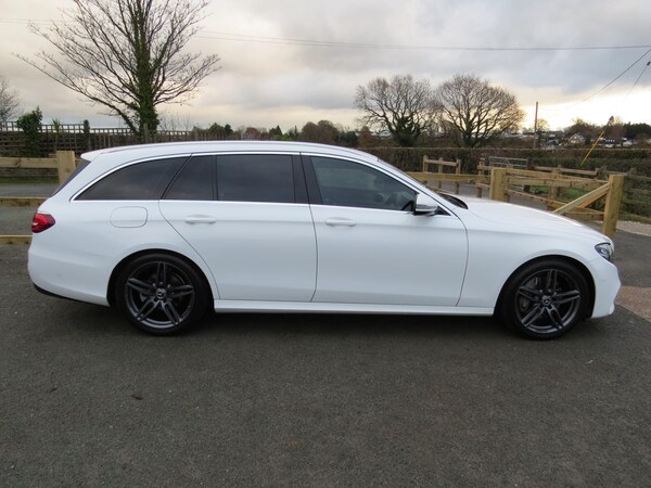 Used Mercedes-Benz E Class 2017 for sale - 62245645: Photo 22