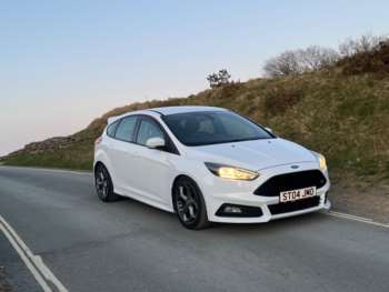 2015 (04) - 2.0 TDCi 185 ST-2 Stunning Full service history 57,850 miles £20 road tax 5-Door