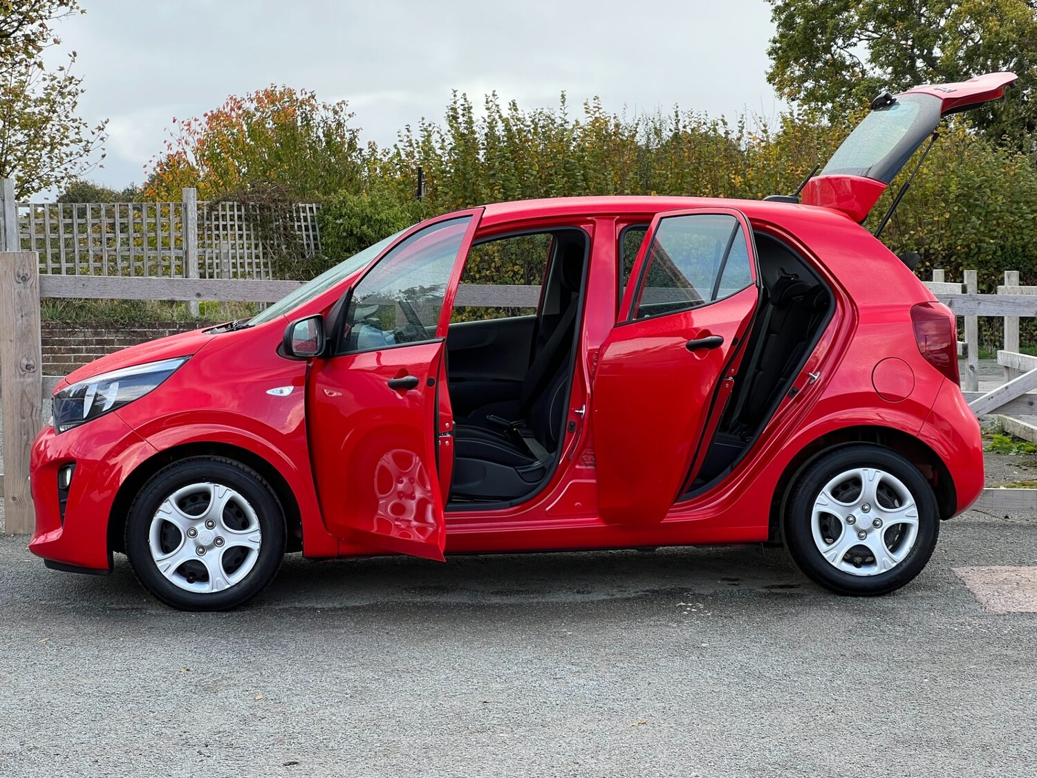 Used Kia Picanto 2021 for sale - 76353403: Photo 33