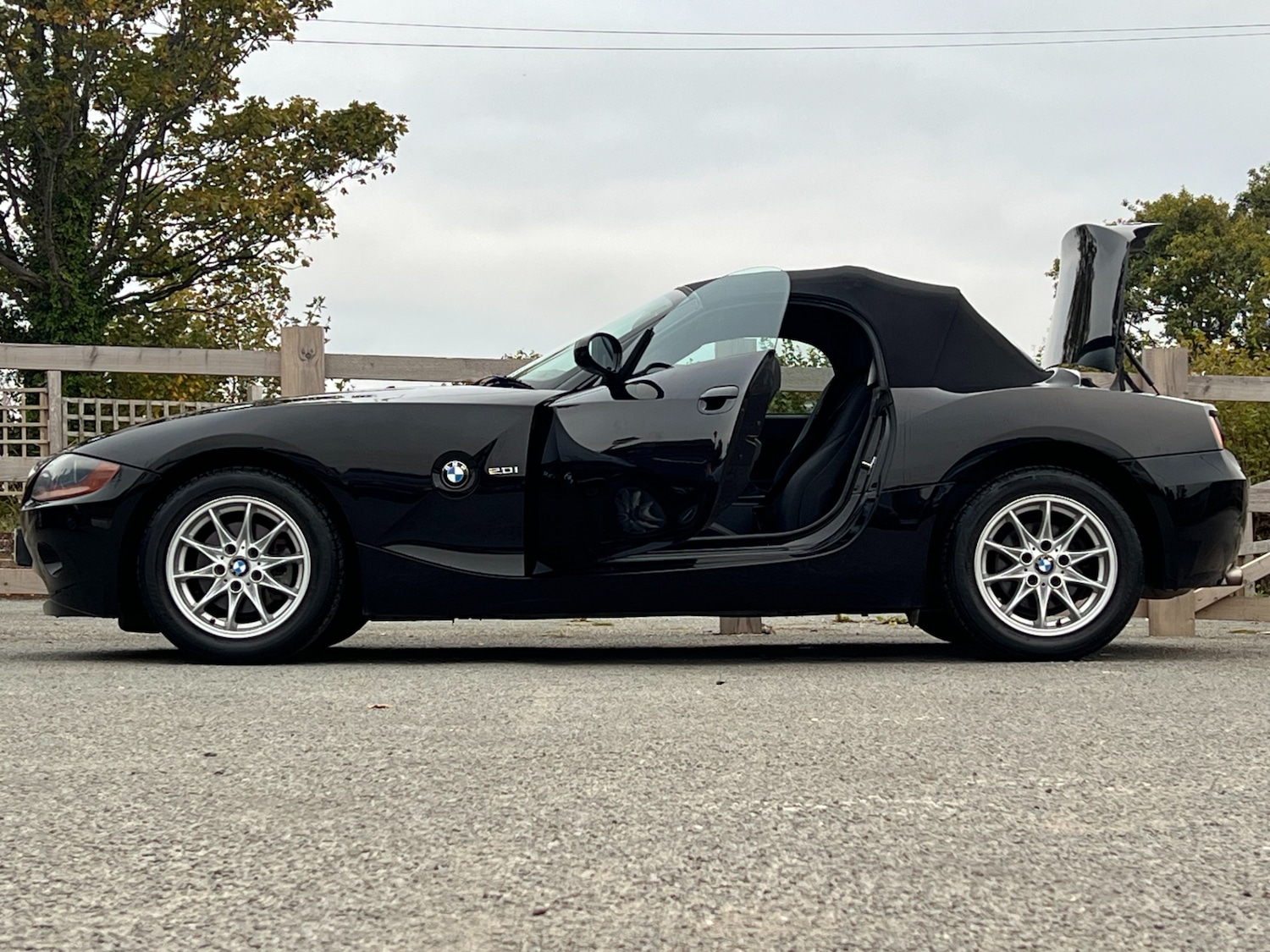 Used BMW Z4 2005 for sale - 76264459: Photo 22