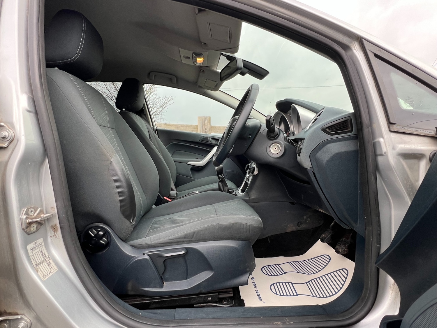 Used Ford Fiesta 2010 for sale - 77297982: Photo 22