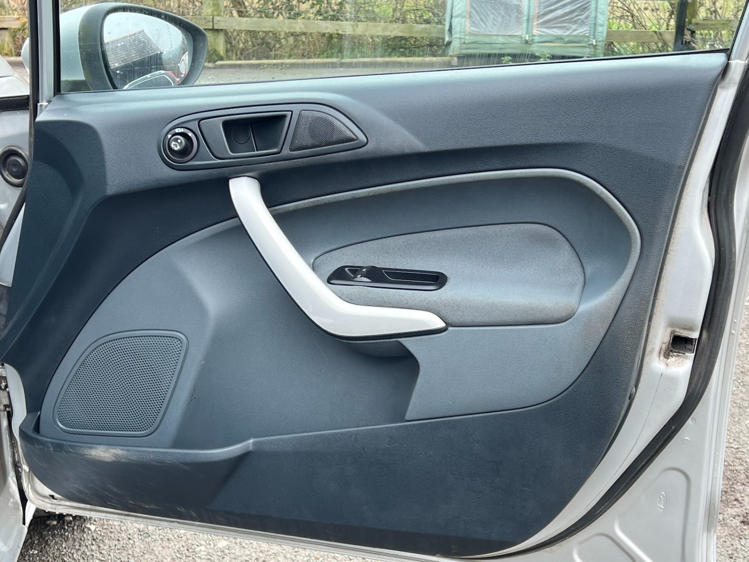 Used Ford Fiesta 2010 for sale - 77297982: Photo 27