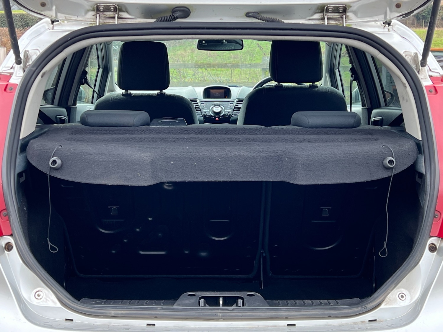 Used Ford Fiesta 2010 for sale - 77297982: Photo 28