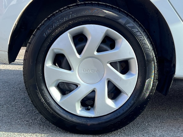 Used Dacia Sandero 2018 for sale - 76156602: Photo 11