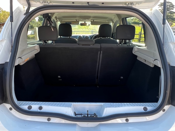 Used Dacia Sandero 2018 for sale - 76156602: Photo 15