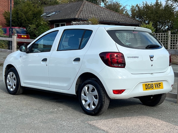 Used Dacia Sandero 2018 for sale - 76156602: Photo 18