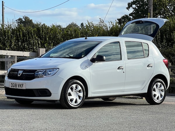 Used Dacia Sandero 2018 for sale - 76156602: Photo 20