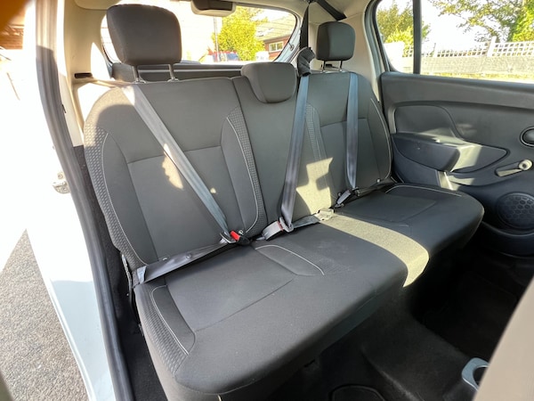 Used Dacia Sandero 2018 for sale - 76156602: Photo 21