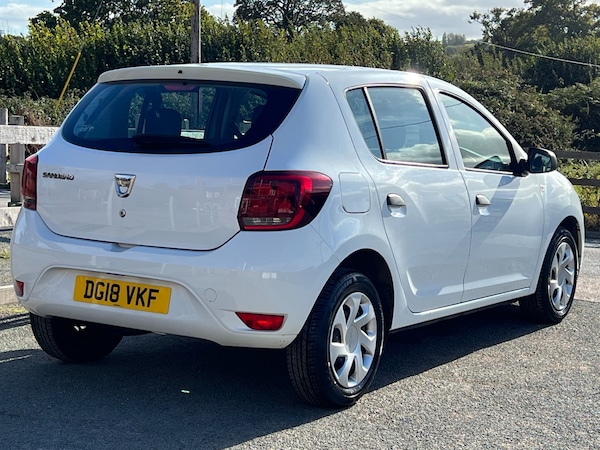Used Dacia Sandero 2018 for sale - 76156602: Photo 8