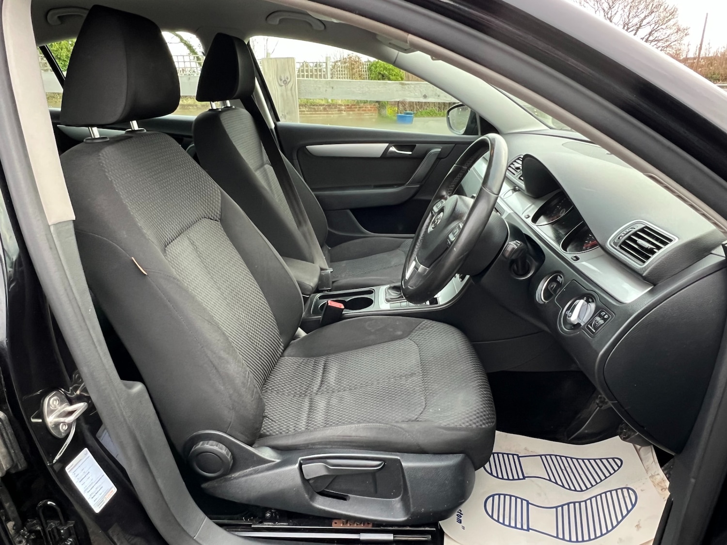 Used Volkswagen Passat 2011 for sale - 76626736: Photo 24