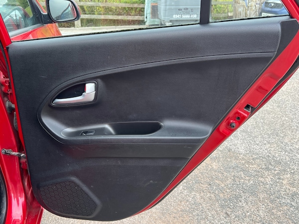 Used Kia Picanto 2015 for sale - 76329564: Photo 29