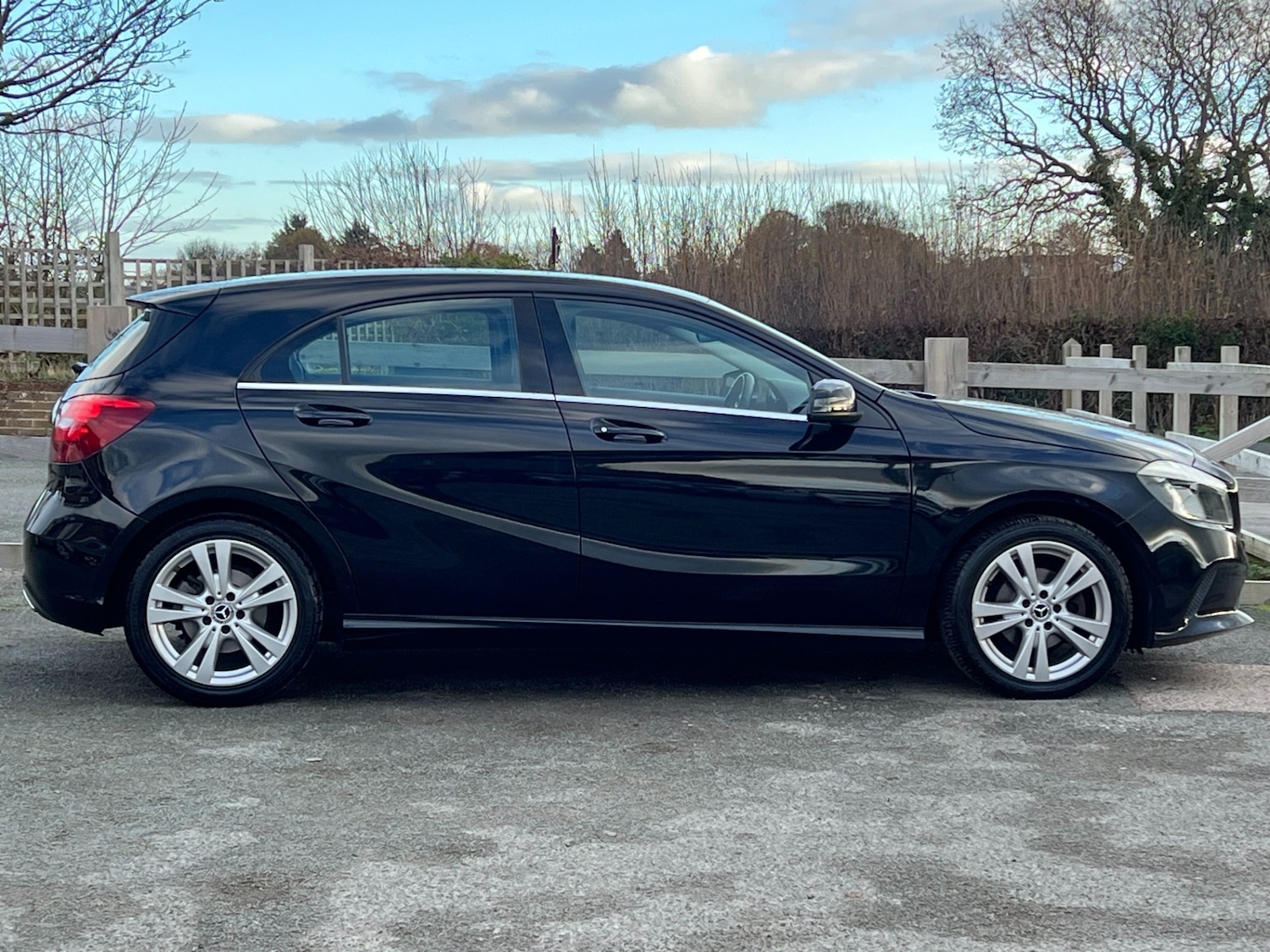 Used Mercedes-Benz A-Class 2017 for sale - 76807999: Photo 4