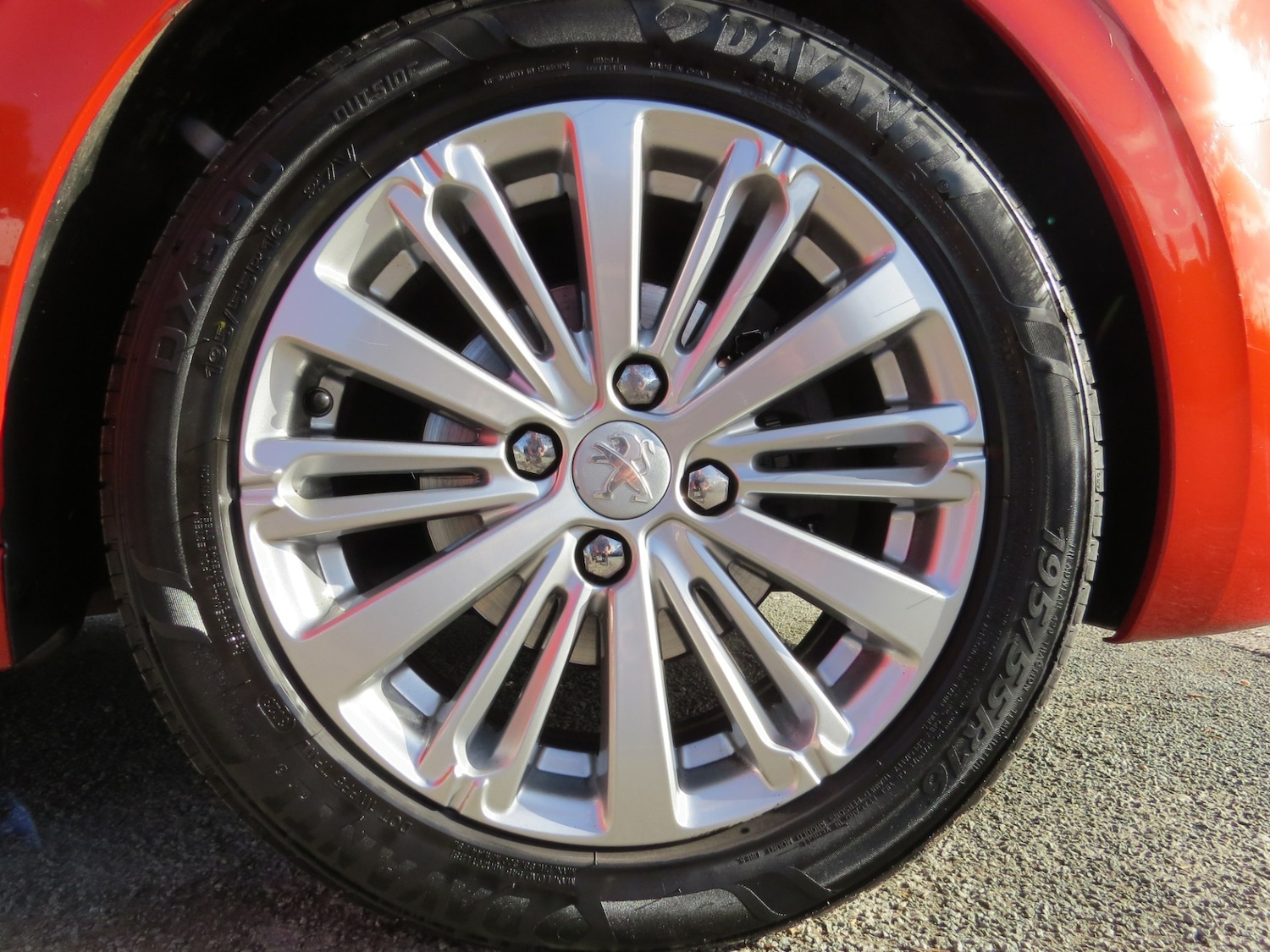 Used Peugeot 208 2017 for sale - 76493827: Photo 11