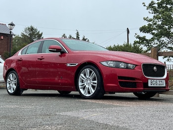 Used Jaguar XE 2016 for sale - 75440327: Photo