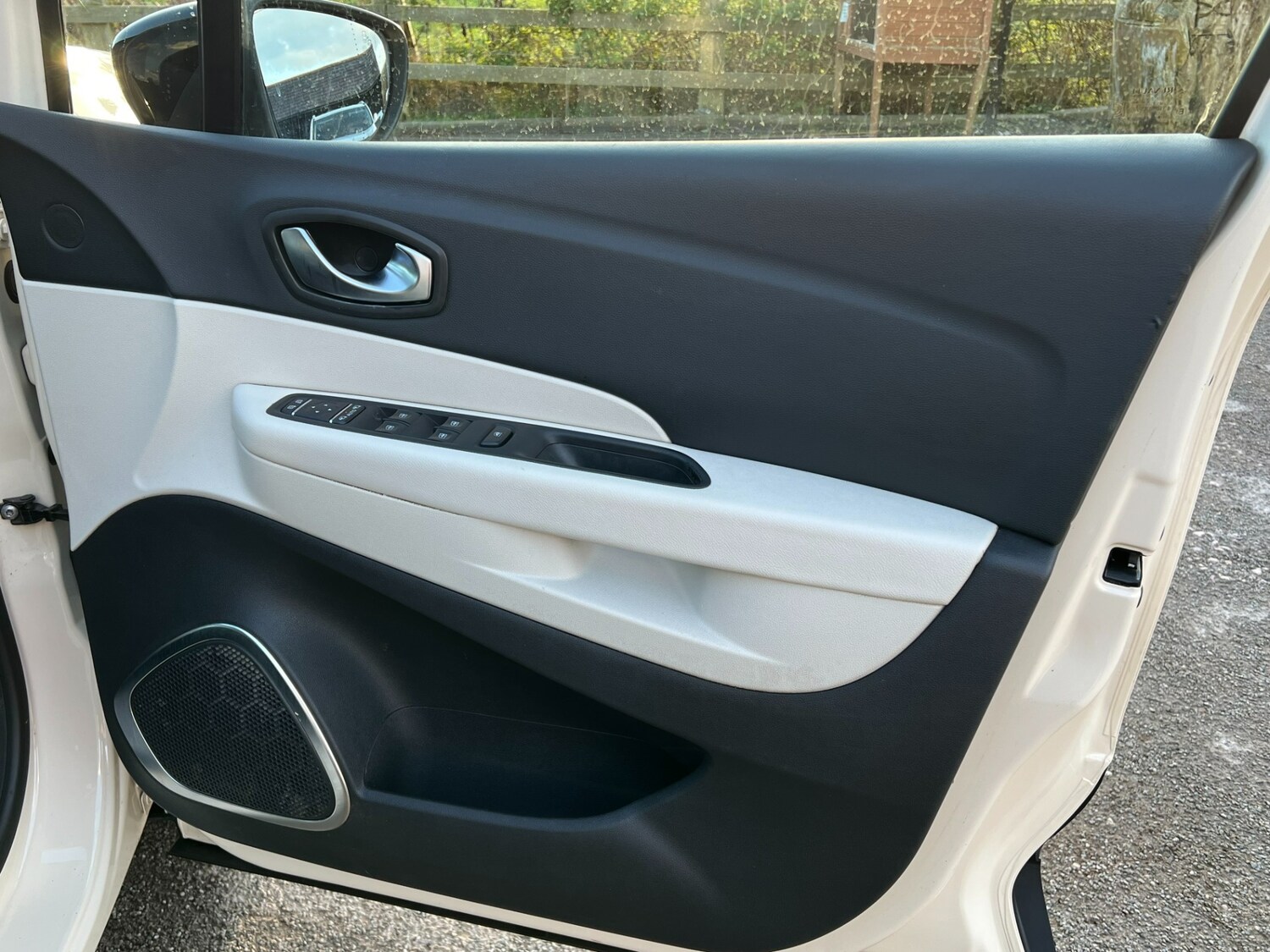 Used Renault Captur 2018 for sale - 76578252: Photo 22