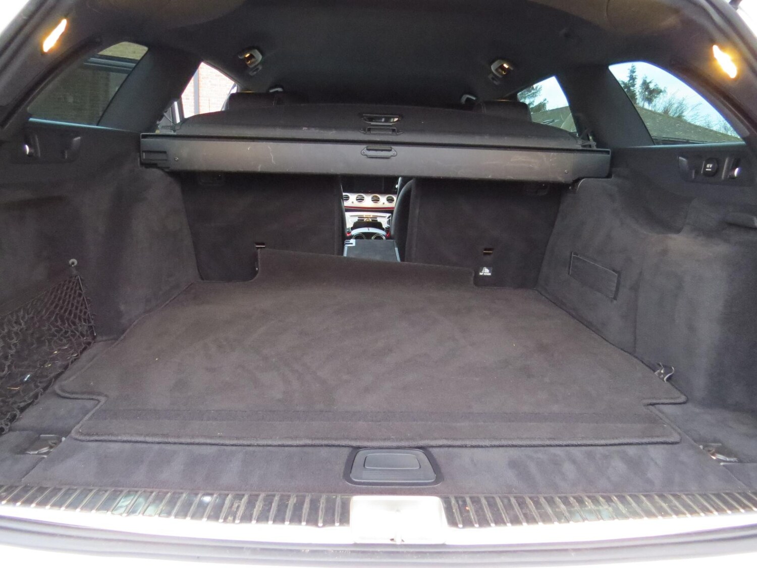 Used Mercedes-Benz E Class 2017 for sale - 76362718: Photo 17