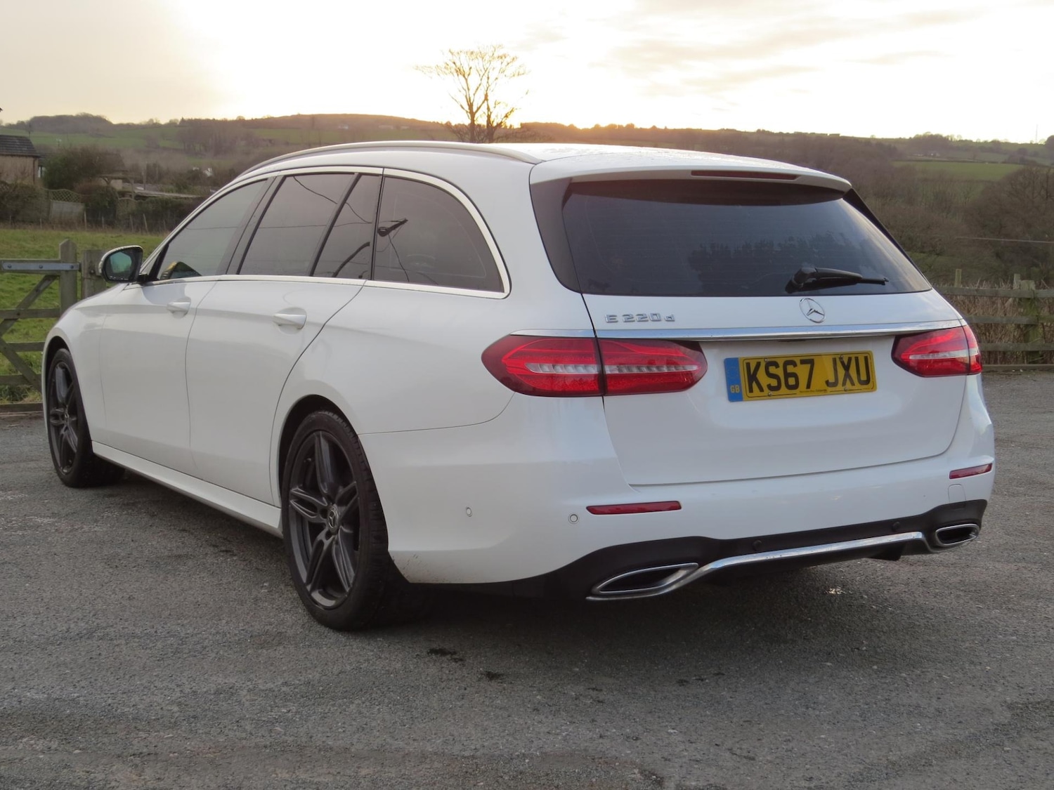 Used Mercedes-Benz E Class 2017 for sale - 76362718: Photo 19