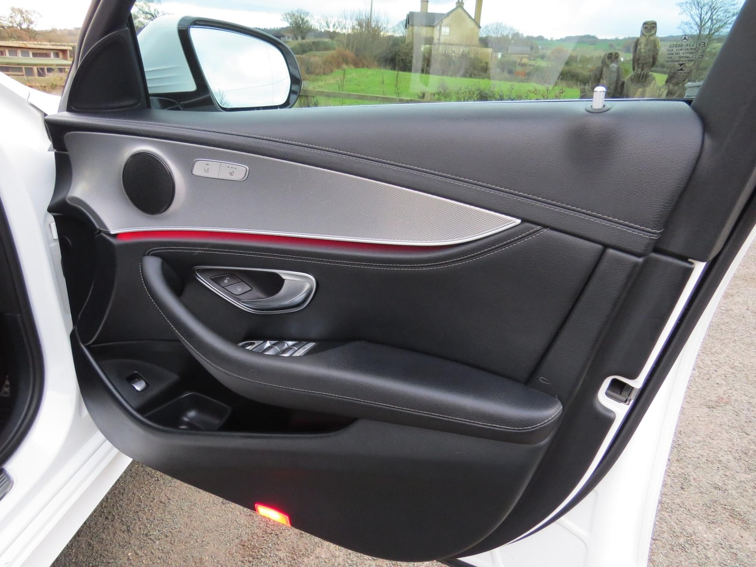 Used Mercedes-Benz E Class 2017 for sale - 76362718: Photo 25