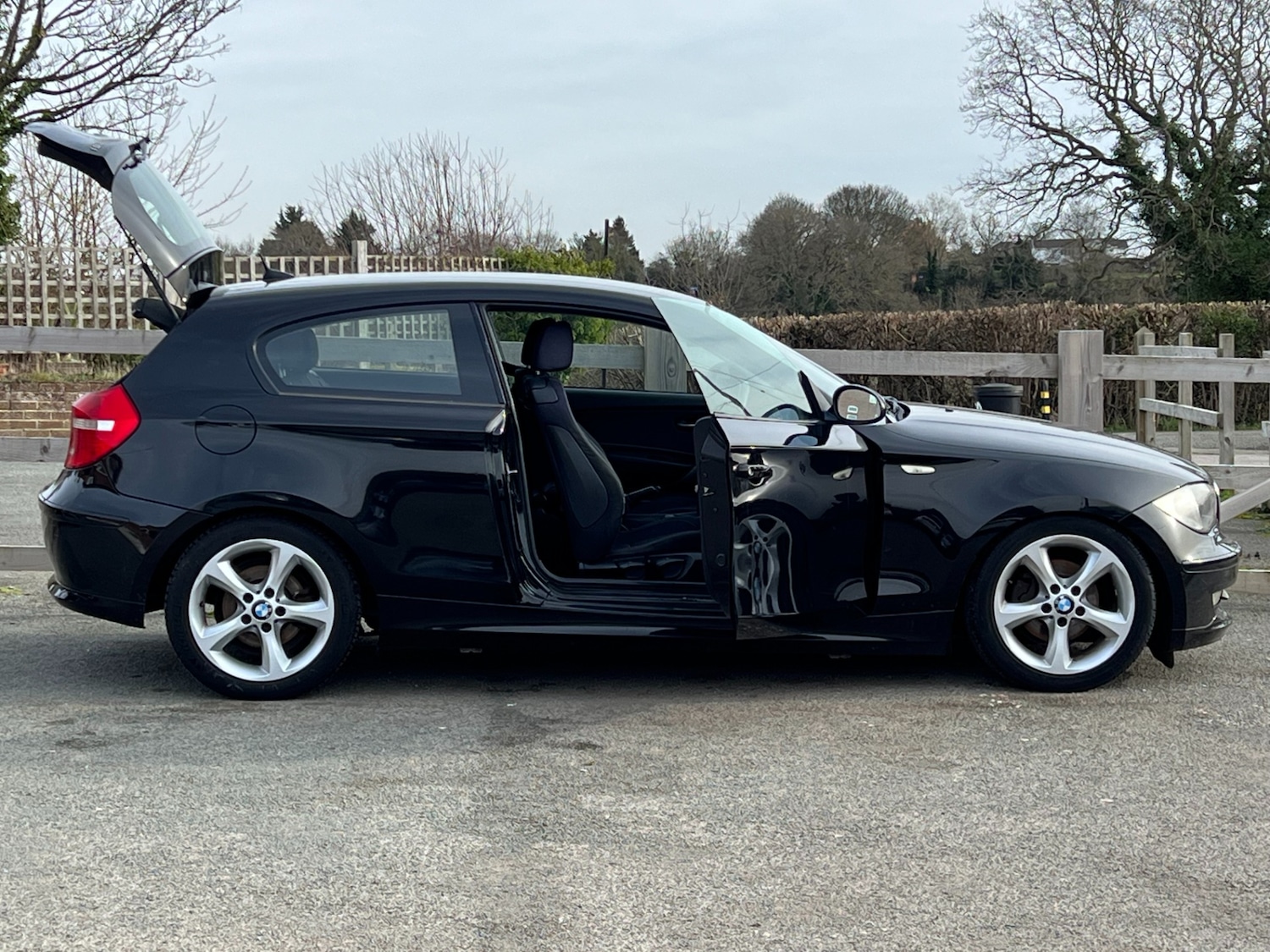 Used BMW 1 Series 2009 for sale - 77460966: Photo 4