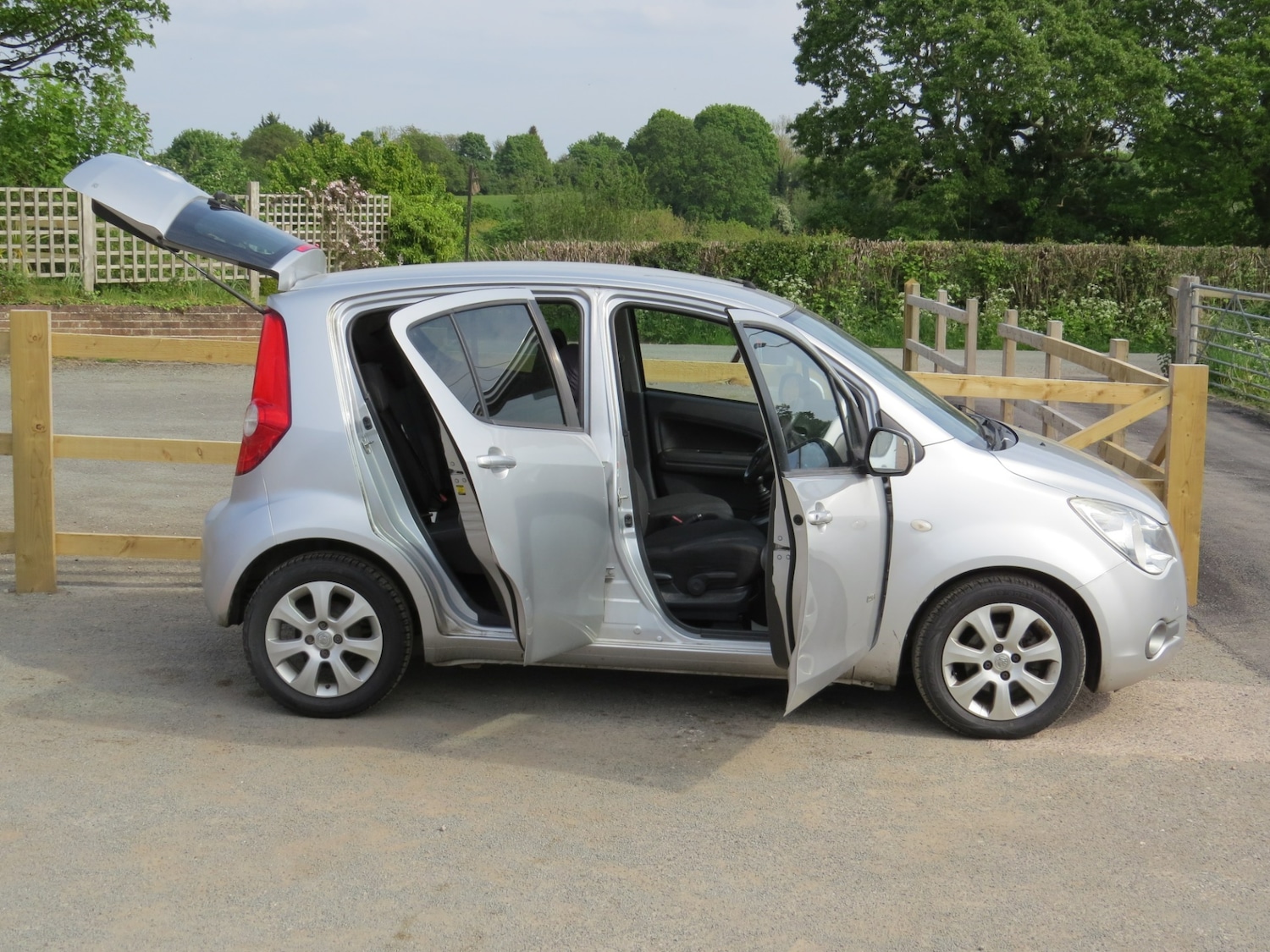 Used Vauxhall Agila 2010 for sale - 76493847: Photo 13