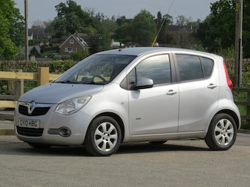 Vauxhall - Agila