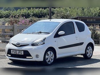 Used Toyota AYGO 2012 for sale - 79311525: Photo