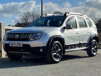 Used Dacia Duster 2017 for sale - 77650301: Photo