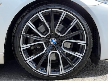 Used BMW 5 Series 2012 for sale - 79311581: Photo