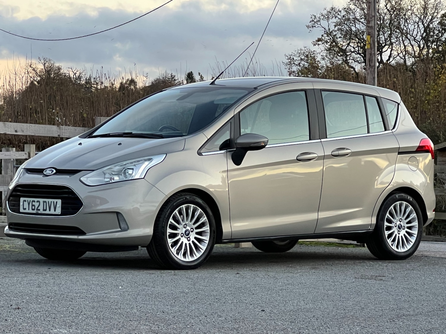 Used Ford B-MAX 2012 for sale - 76637214: Photo 1