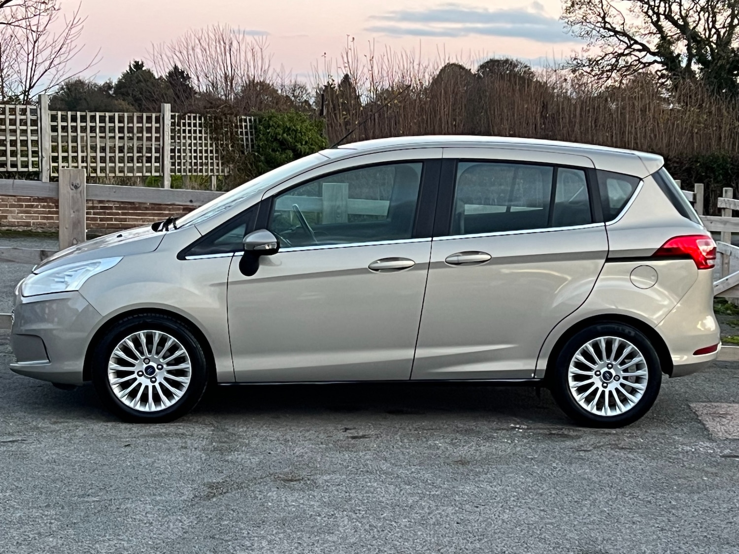 Used Ford B-MAX 2012 for sale - 76637214: Photo 21