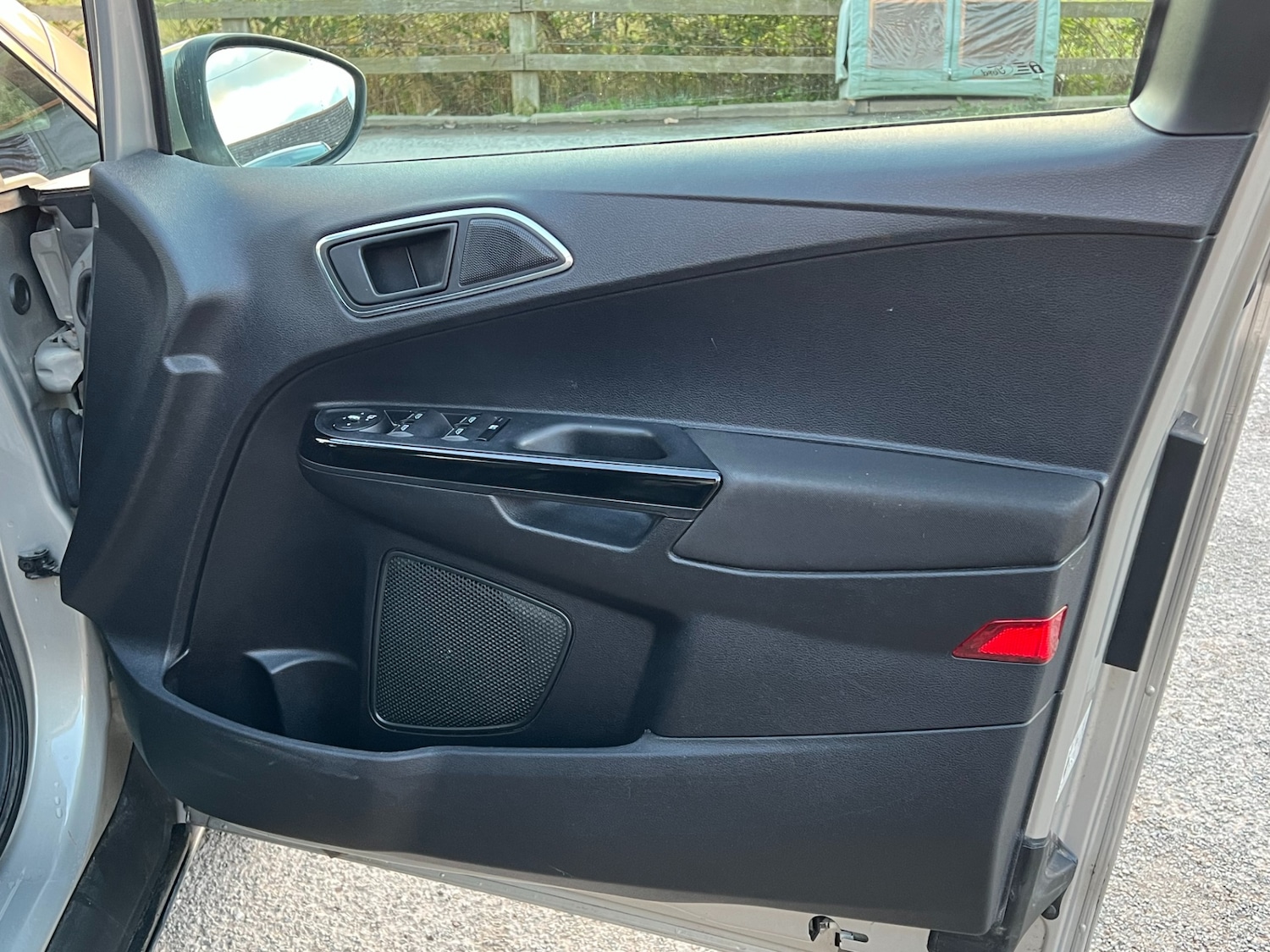 Used Ford B-MAX 2012 for sale - 76637214: Photo 25