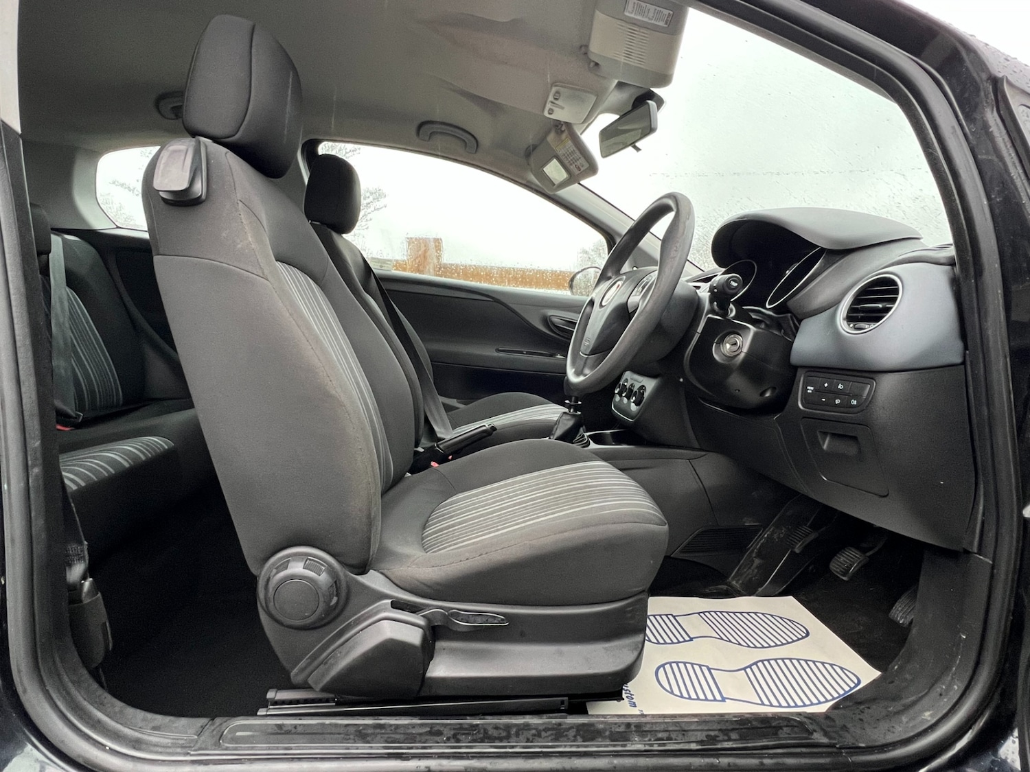 Used Fiat Punto Evo 2010 for sale - 77210075: Photo 17