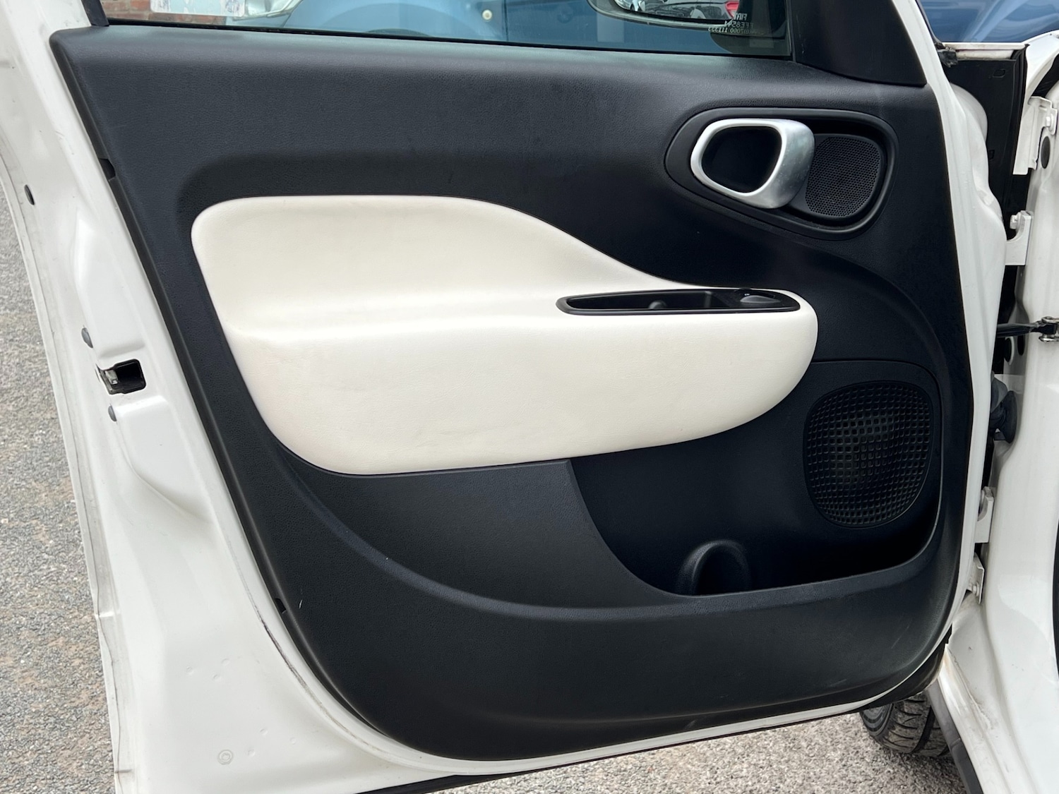 Used Fiat 500L 2014 for sale - 75556330: Photo 13