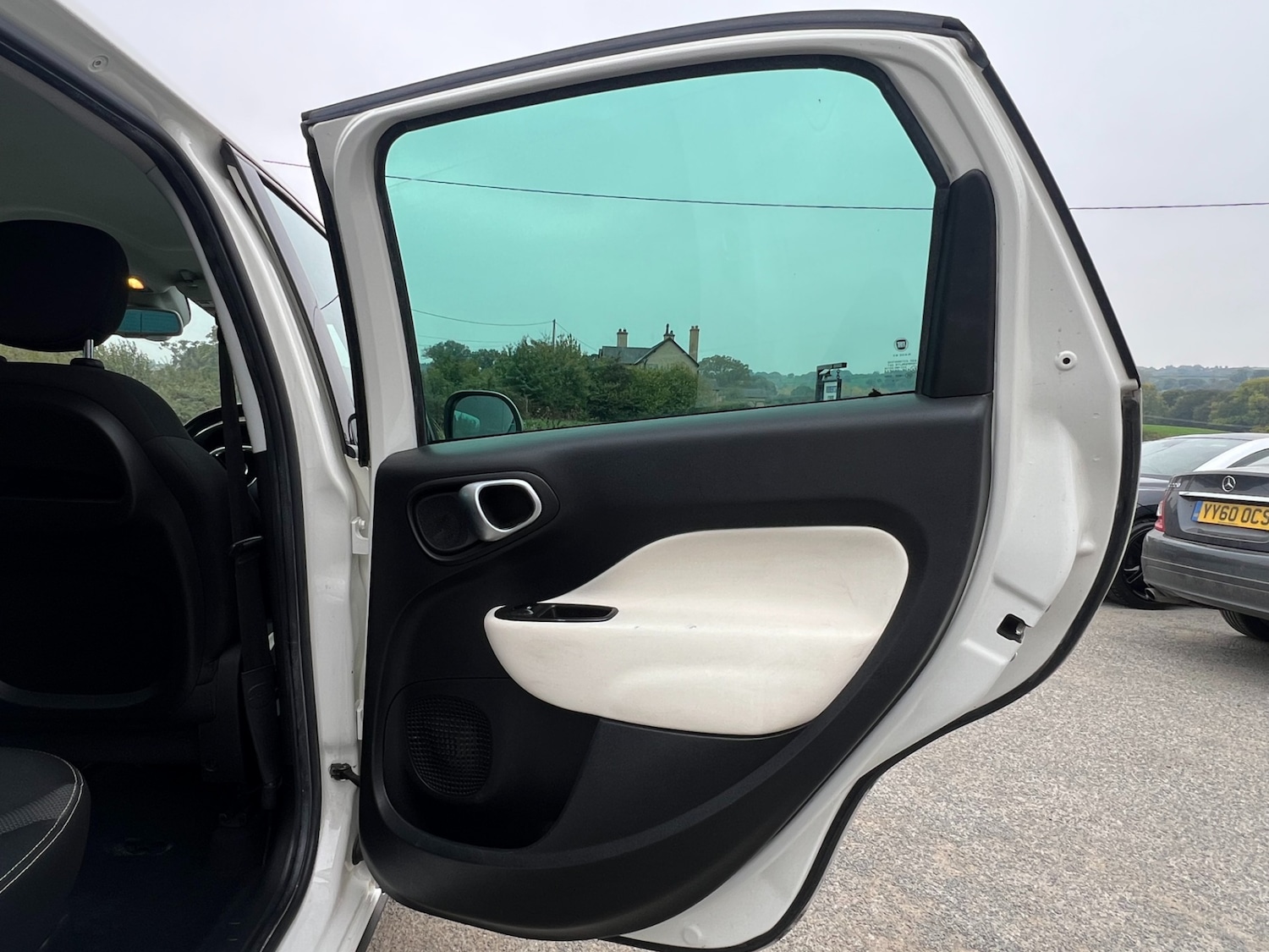 Used Fiat 500L 2014 for sale - 75556330: Photo 18