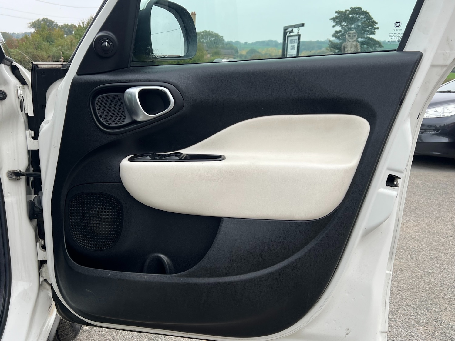 Used Fiat 500L 2014 for sale - 75556330: Photo 33