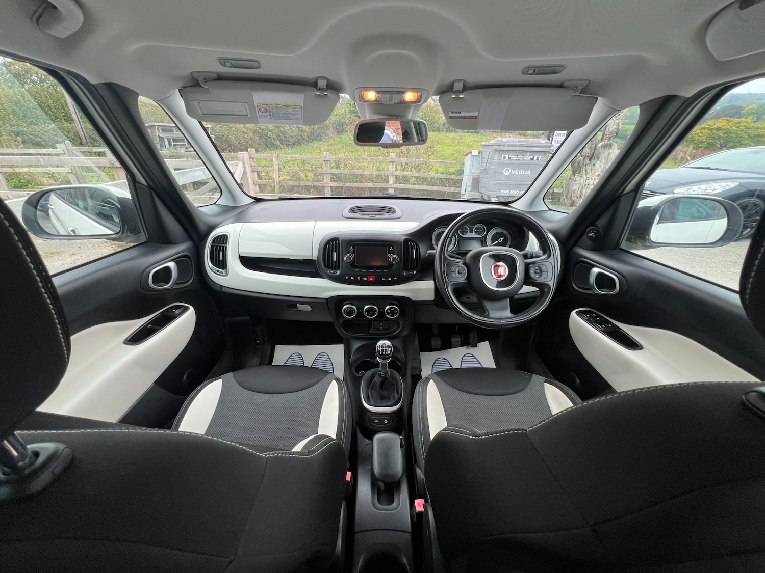 Used Fiat 500L 2014 for sale - 75556330: Photo 4