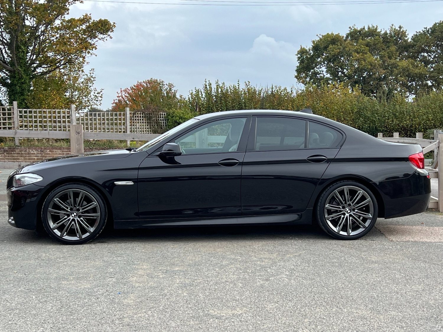 Used BMW 5 Series 2012 for sale - 76319122: Photo 23