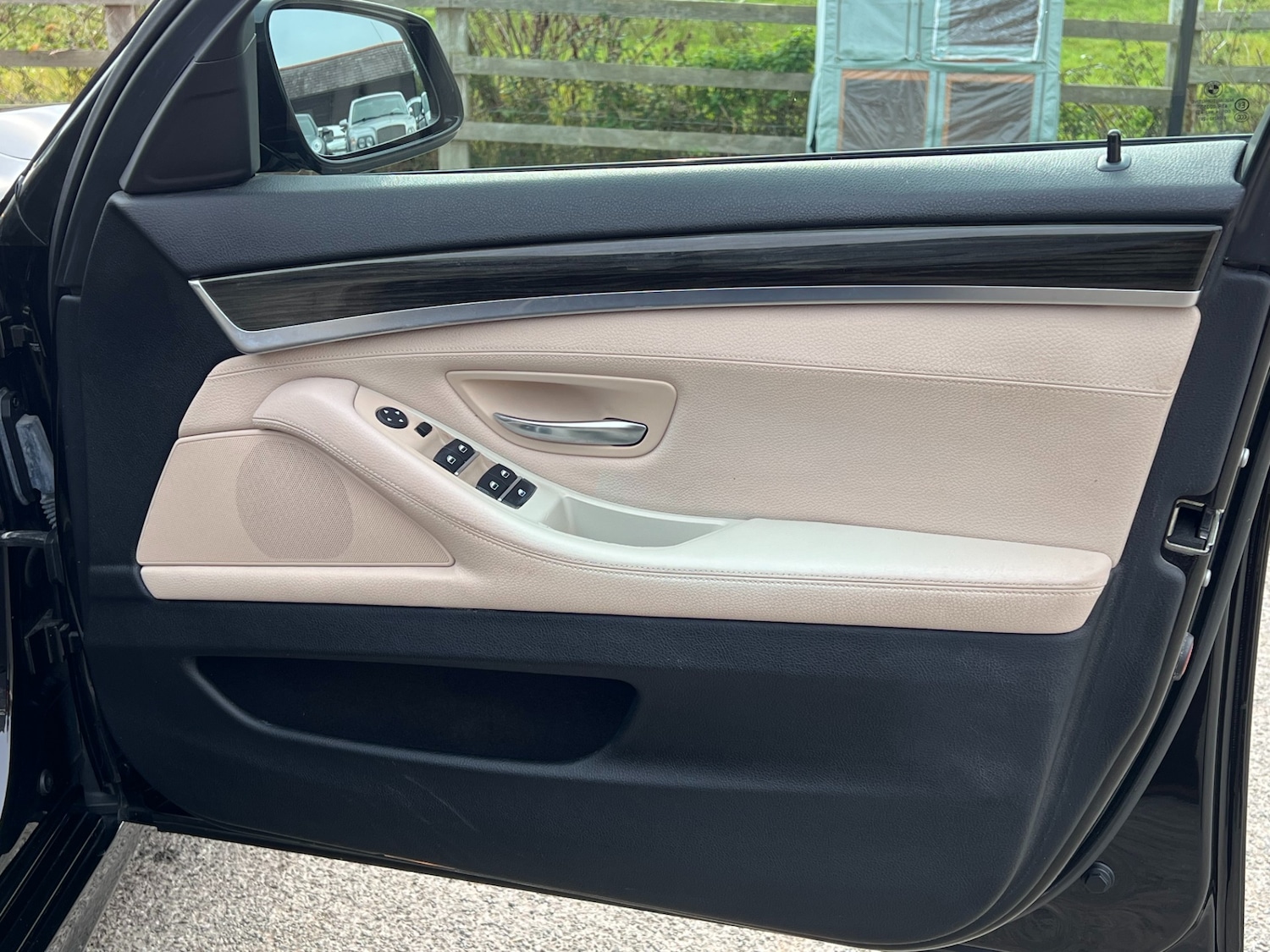 Used BMW 5 Series 2012 for sale - 76319122: Photo 24