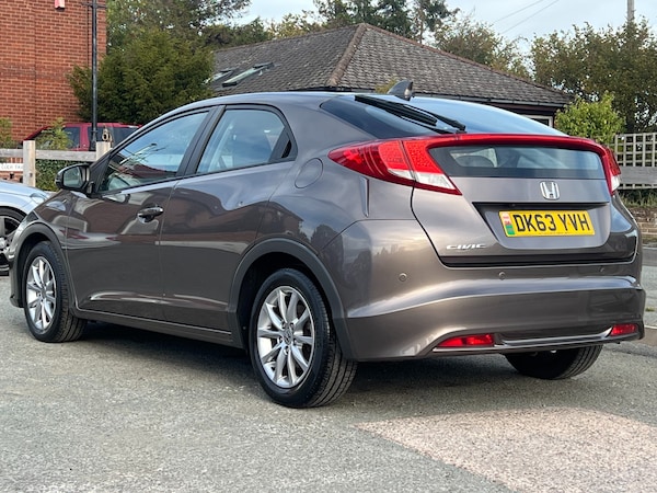 Used Honda Civic 2013 for sale - 76231664: Photo 10