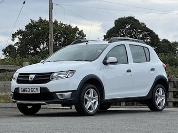 Used Dacia Sandero Stepway 2013 for sale - 79644285: Photo