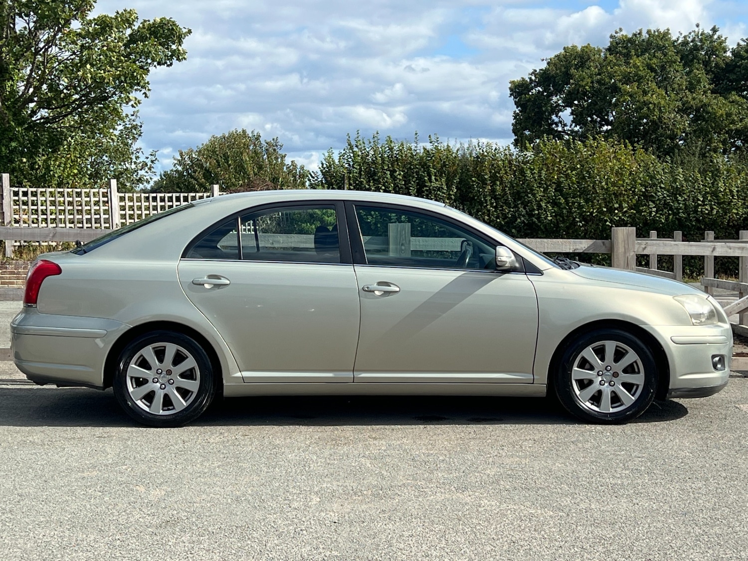 Used Toyota Avensis 2007 for sale - 75394008: Photo 25