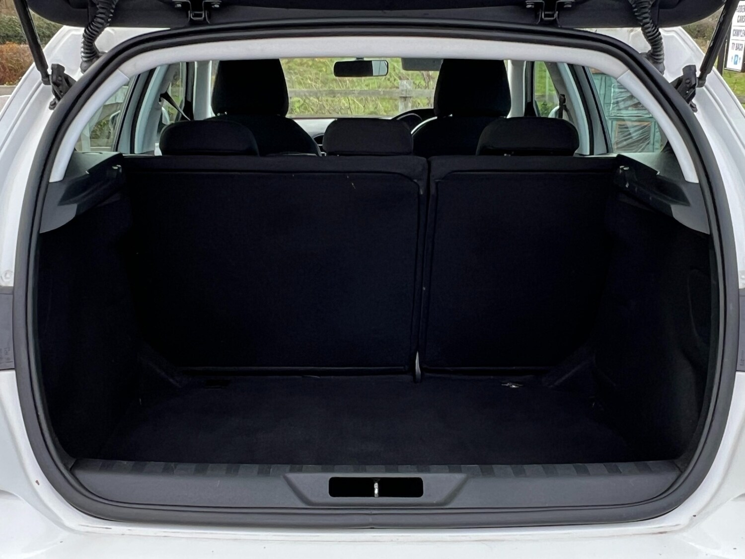 Used Peugeot 308 2015 for sale - 76392200: Photo 13