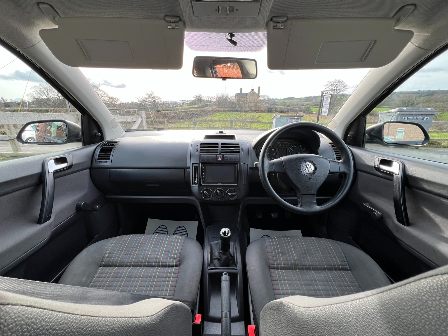 Used Volkswagen Polo 2009 for sale - 77579736: Photo 3