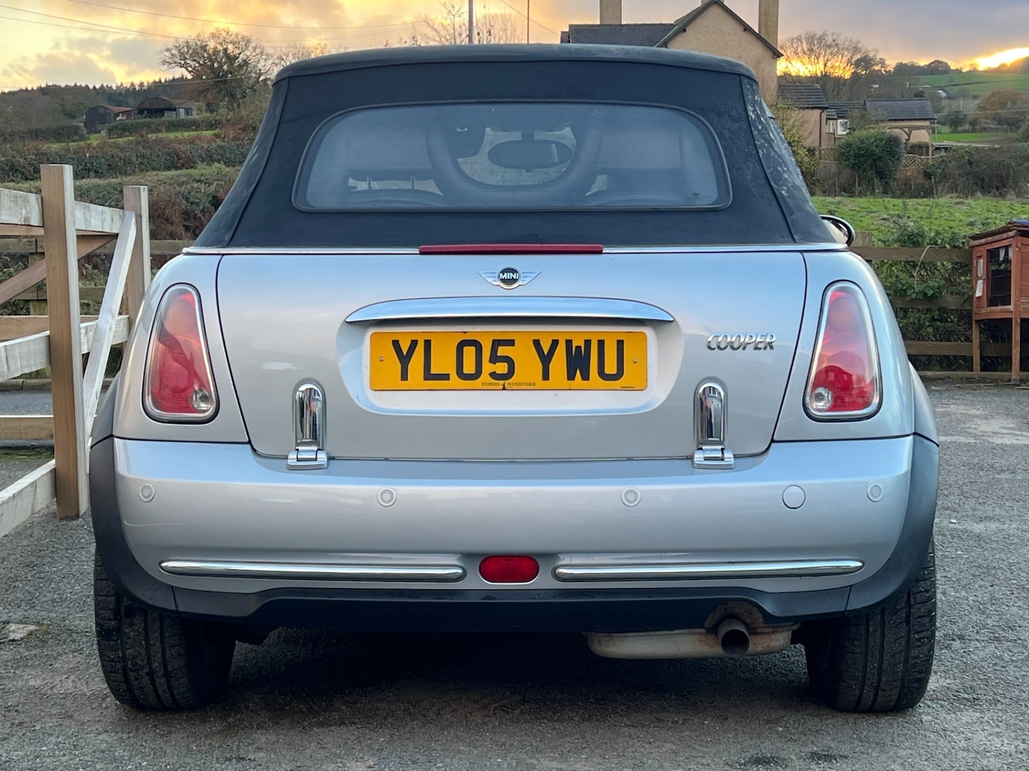 Used MINI Convertible 2005 for sale - 76035527: Photo 7