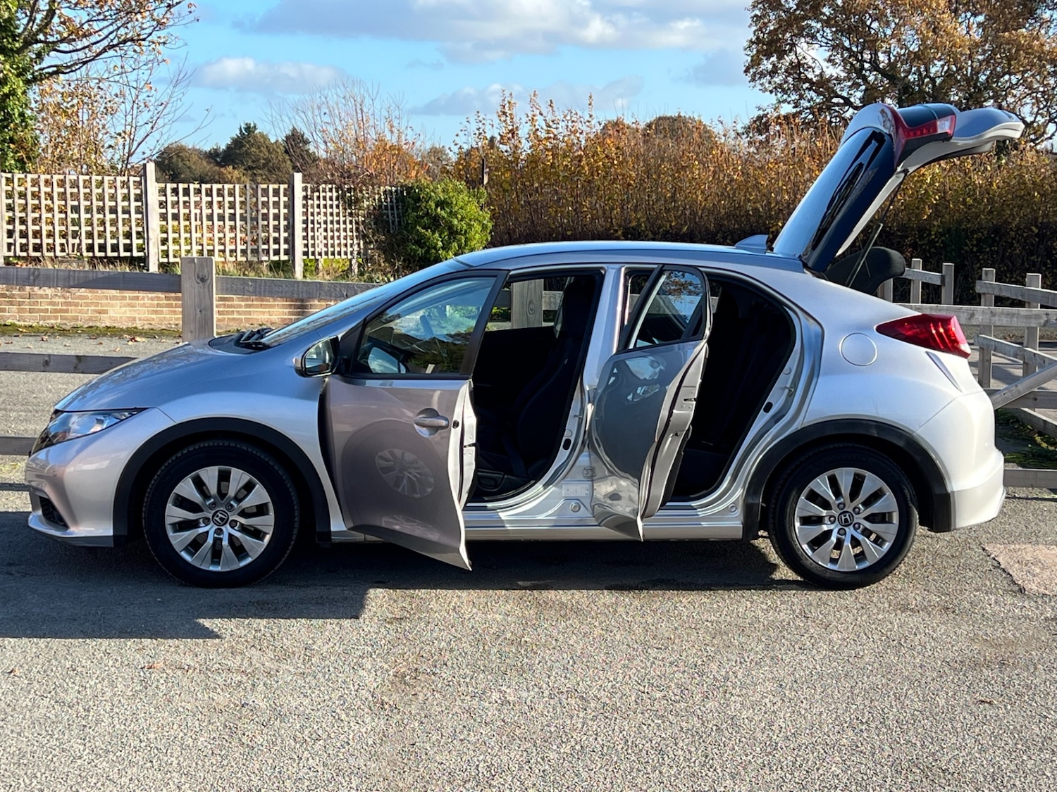 Used Honda Civic 2014 for sale - 76479559: Photo 15