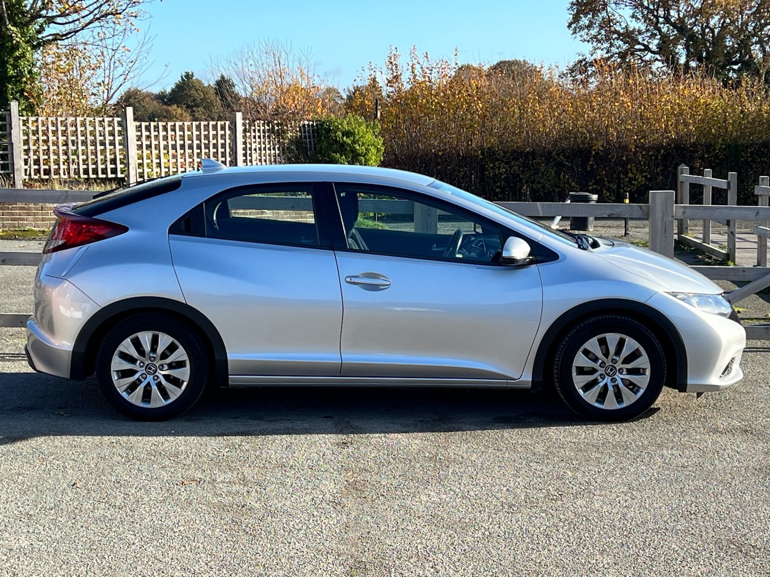 Used Honda Civic 2014 for sale - 76479559: Photo 4