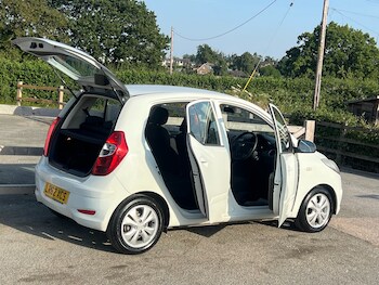 Used Hyundai i10 2012 for sale - 78915540: Photo