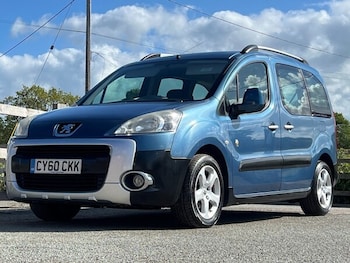 Used Peugeot Partner Tepee 2010 for sale - 79311501: Photo